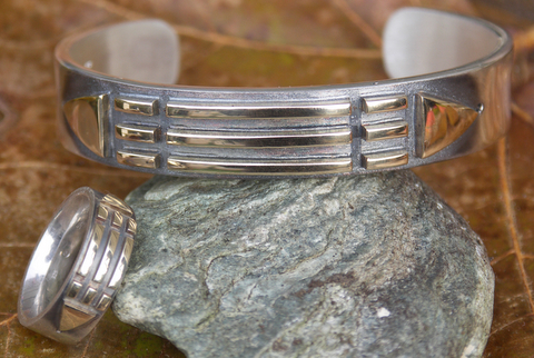 Stoere Atlanitische armband in zilver en goud met bijpassende ring.